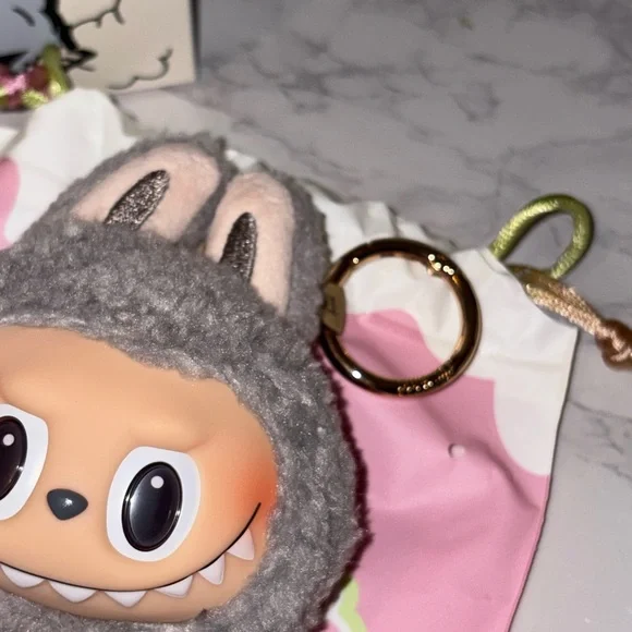 Labubu Exciting Macaron CONFIRMED Sesame Bean - Picture 2 of 7